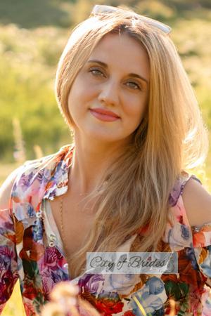 223976 - Oksana Age: 47 - Ukraine