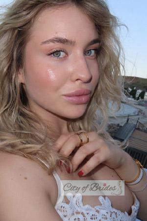 224030 - Sofiia Age: 19 - Ukraine