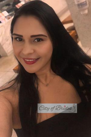 224149 - Sandra Age: 39 - Colombia