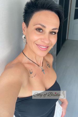 224378 - Oksana Age: 40 - Ukraine