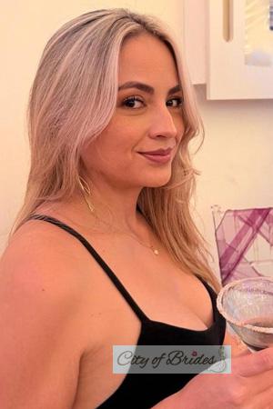 224609 - Yudy Age: 36 - Colombia