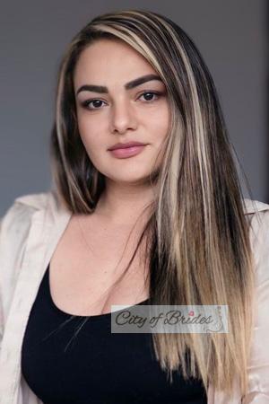 224704 - Adriana Age: 37 - Colombia