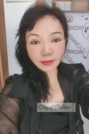 224925 - Liya Age: 53 - China