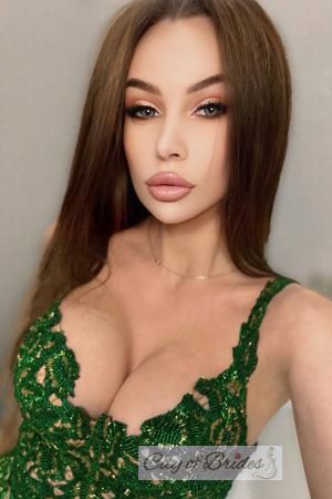 225052 - Anastasiia Age: 25 - Ukraine