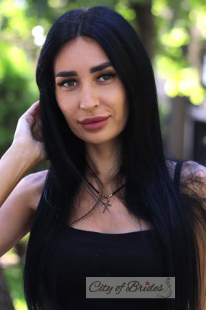 225090 - Iryna Age: 32 - Ukraine