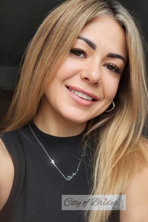 225249 - Kateryna Age: 39 - Poland