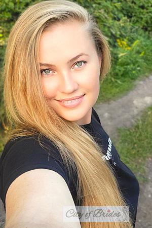 225501 - Kateryna Age: 36 - Ukraine