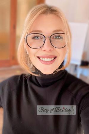 225572 - Olena Age: 28 - Ukraine