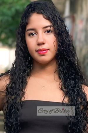 225603 - Luz Angy Age: 21 - Colombia