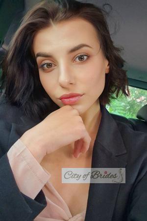 225837 - Yuliia Age: 25 - Ukraine