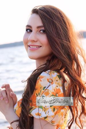 225905 - Oleksandra Age: 22 - Ukraine