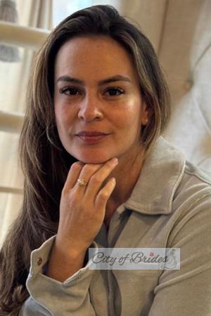 225914 - Cyndy Age: 34 - Colombia