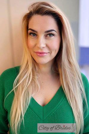 225973 - Svitlana Age: 48 - Ukraine