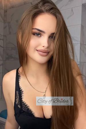 226285 - Tetiana Age: 18 - Ukraine