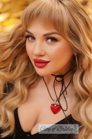 226390 - Yulia Age: 35 - Ukraine