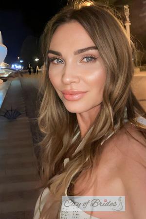 226527 - Khrystyna Age: 47 - Ukraine