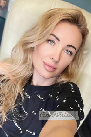 226660 - Yana Age: 47 - Ukraine