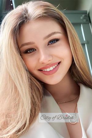 226919 - Kira Age: 19 - Ukraine