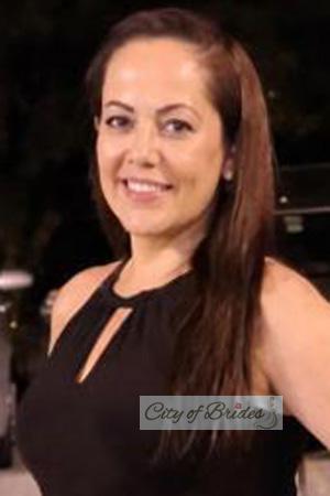 227131 - Hazel Age: 48 - Costa Rica