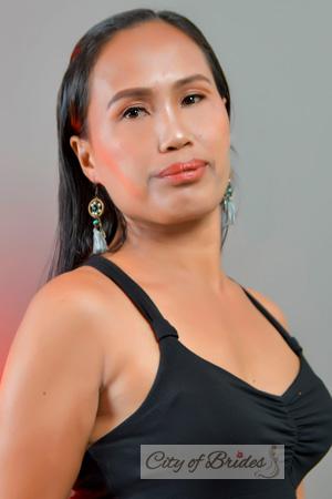 227135 - Rosalyn Age: 35 - Philippines