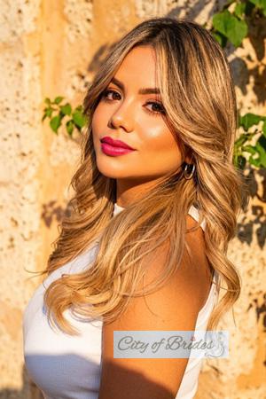 227368 - Lilibet Age: 43 - Colombia