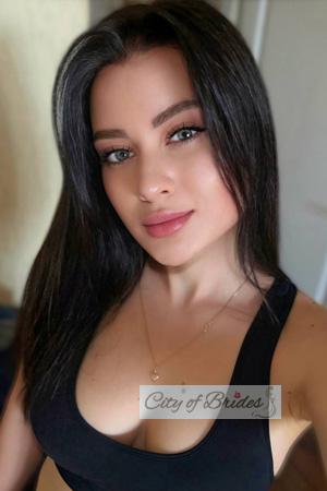 227731 - Yelyzaveta Age: 26 - Ukraine