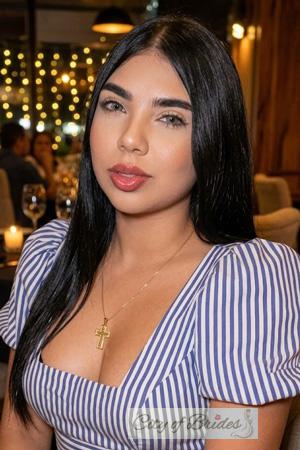 227797 - Estefani Age: 25 - Colombia