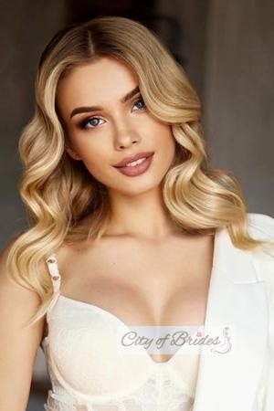 227853 - Tatyana Age: 31 - Ukraine
