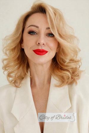 227939 - Yulia Age: 43 - Ukraine