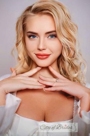228177 - Daryna Age: 22 - Ukraine