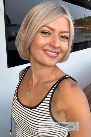 228184 - Dariia Age: 42 - Ukraine