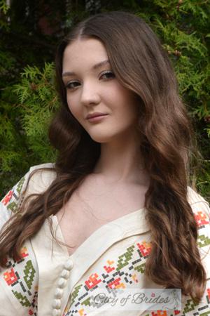 228185 - Sofia Age: 18 - Ukraine