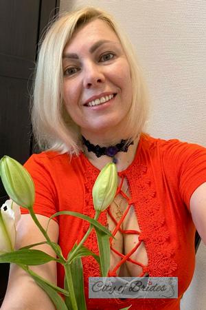 228207 - Olga Age: 49 - Ukraine
