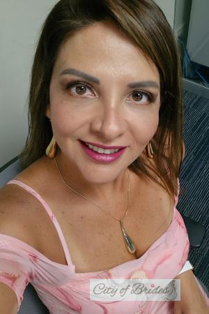 228222 - Karina Age: 51 - Peru