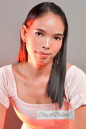228327 - Lovenia Age: 26 - Philippines