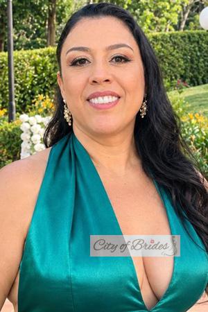 229425 - Margret Age: 51 - Colombia